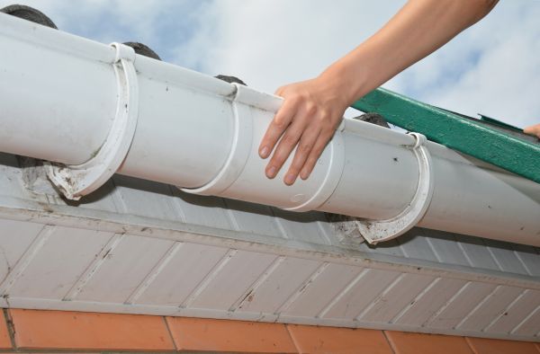 Gutter Reattachment in Bentonville